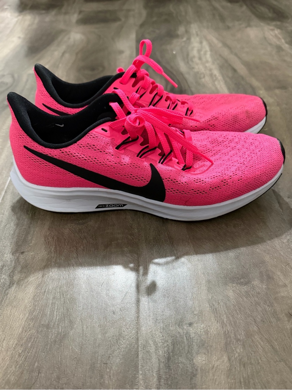 Women’s Nike Air Zoom Pegasus 36 Size 8.5